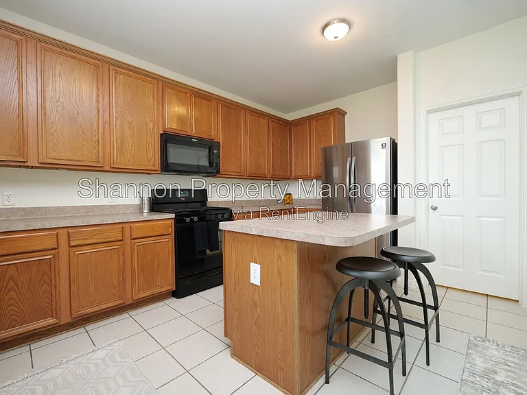 1203 Lavender Shade Ct — Photo 16