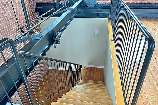 2 bed, 1.0 bath, 1011 sqft, $2,750 — Photo 3