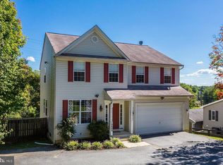 10689 Stansfield Rd, Laurel, MD 20723