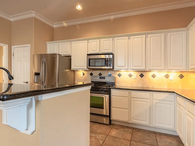 10231 Wolf Ridge Way — Photo 2