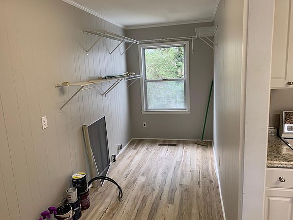 5th image of 3824 Kingwood Cir