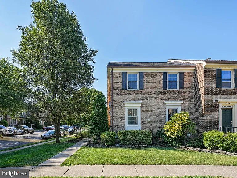 7740 Bristol Square Ct — Photo 31