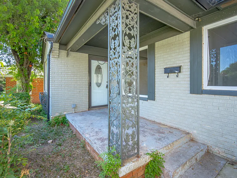 2804 NW 46th St — Photo 19