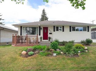 4027 E 19th St NW, Calgary, AB T2L 2B7