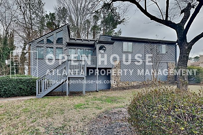 1st image of 252 Paxton Cir