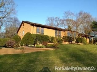 3 Snow Crest Ct, Mount Sinai, NY 11766