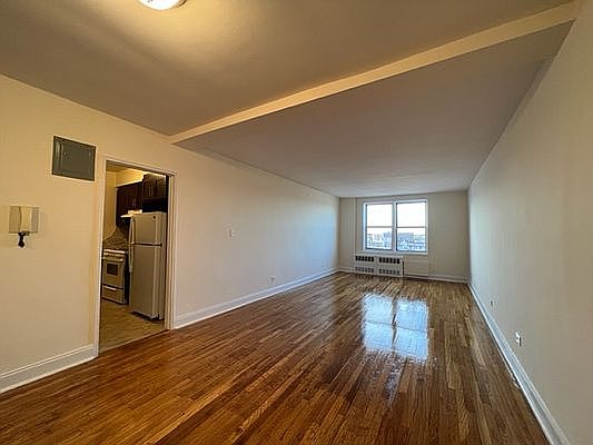 1st image of 162-15 Highland Ave #S7