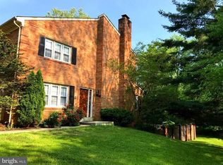 810 Tapawingo Rd SW, Vienna, VA 22180