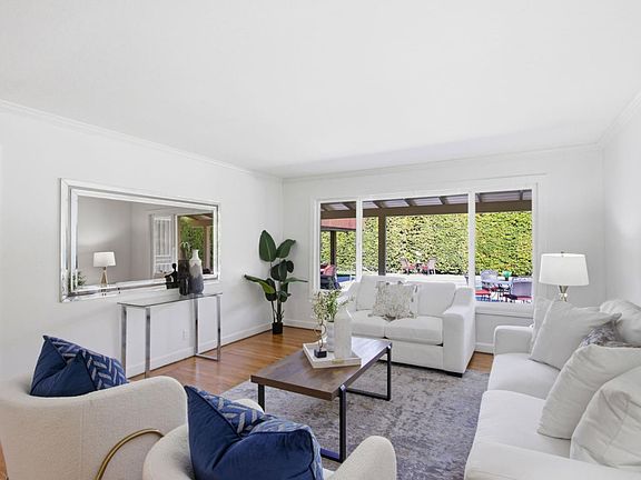 5th image of 1141 Covington Rd