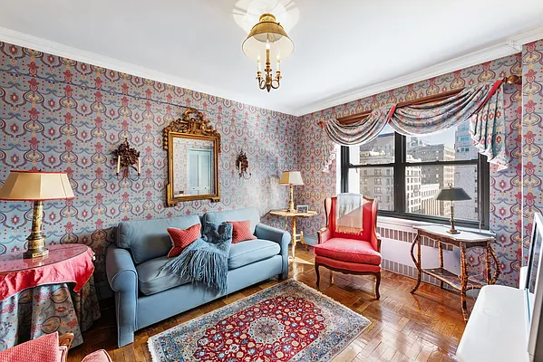 Sold by Compass | media 31