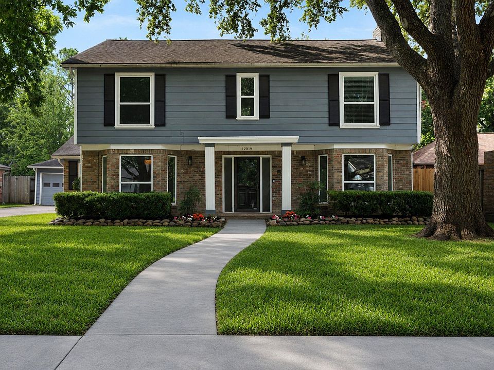 1st image of 12019 Sugar Springs Dr