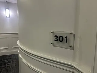 1646 Barrington Street Apartments — Photo 4