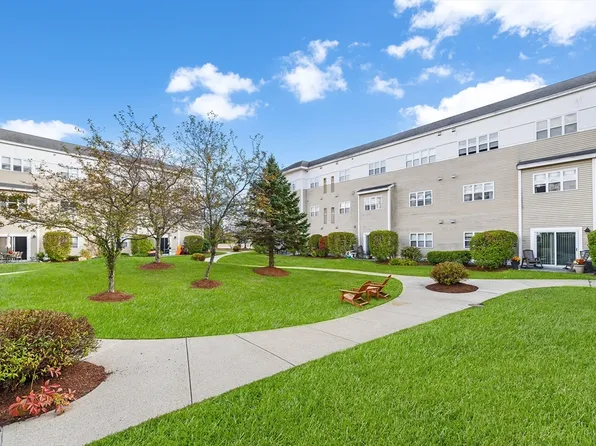 211 Central St APT A214, Norwood, MA 02062