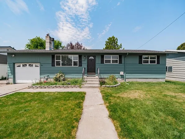 4595 Sawtooth St, Chubbuck, ID 83202