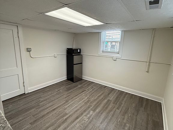 5th image of 100 S Ardmore Ave #Gne