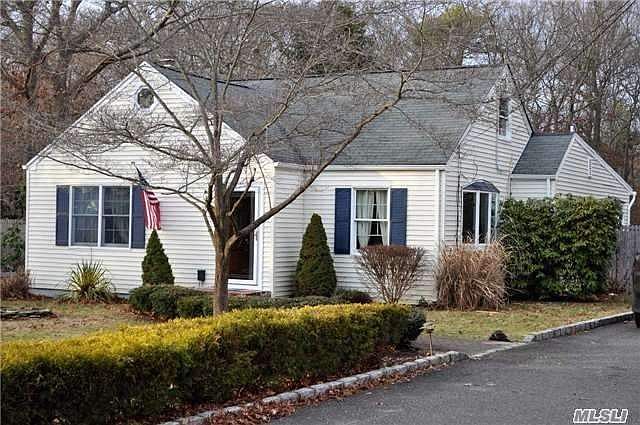 1st image of 35 Robinson Ave