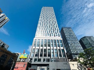 252 Church St #LPH03, Toronto, ON M5B 0E6