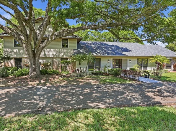 655 40th Ave SW, Vero Beach, FL 32968