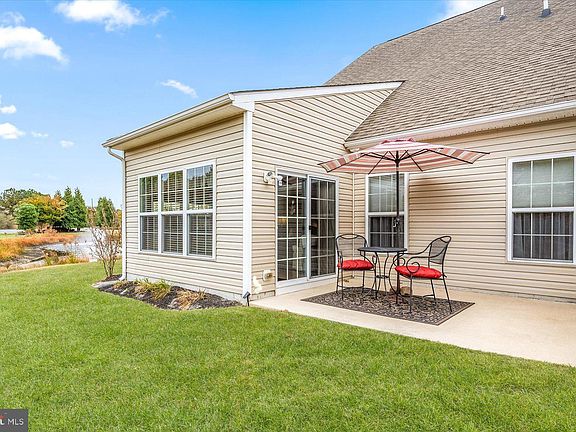 5th image of 101 Oakmont Dr #1