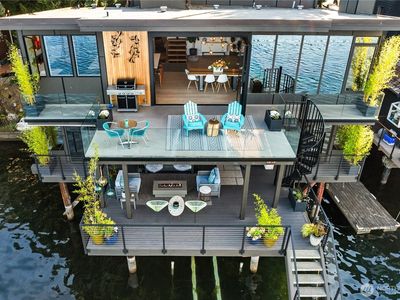 9924 Rainier Avenue S, Seattle, WA, 98118