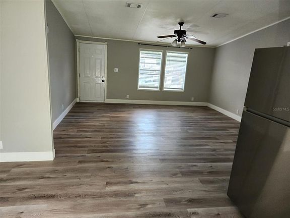 2nd image of 9514 11th Ave