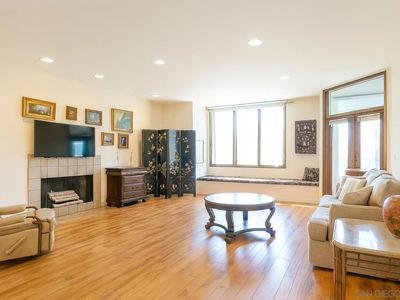 3970 Nobel Dr Unit 201, San Diego, CA, 92122