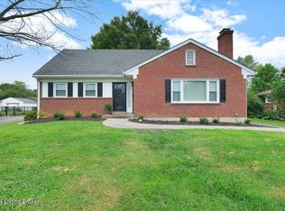 3709 Hanover Rd, Saint Matthews, KY 40207