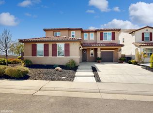 10100 Aveiro Way, Elk Grove, CA 95757