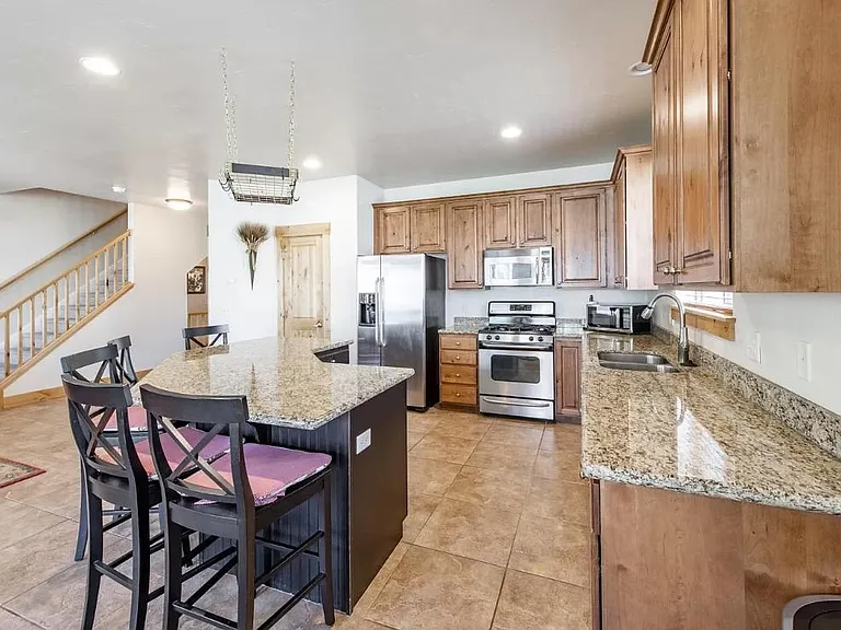 5640 Kodiak Way — Photo 11