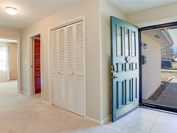 2nd image of 2249 Cortland Dr