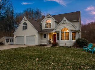 178 Comstock Trl, East Hampton, CT 06424