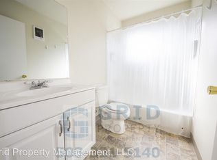 3433 SE 22nd Ave APT 4, Portland, OR 97202