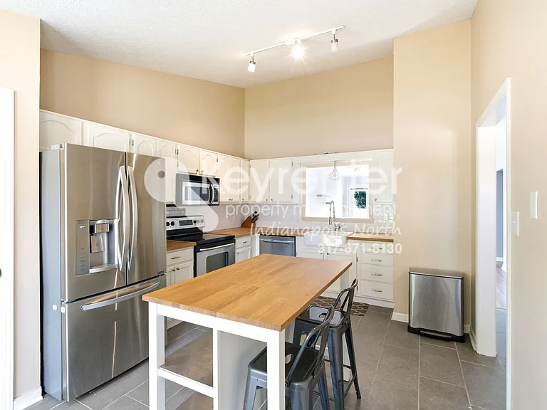 13847 Waycross Dr — Photo 4