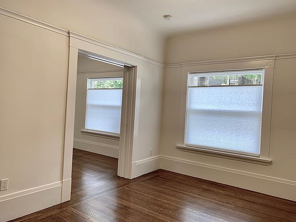 4th image of 929 Pine St APT 106