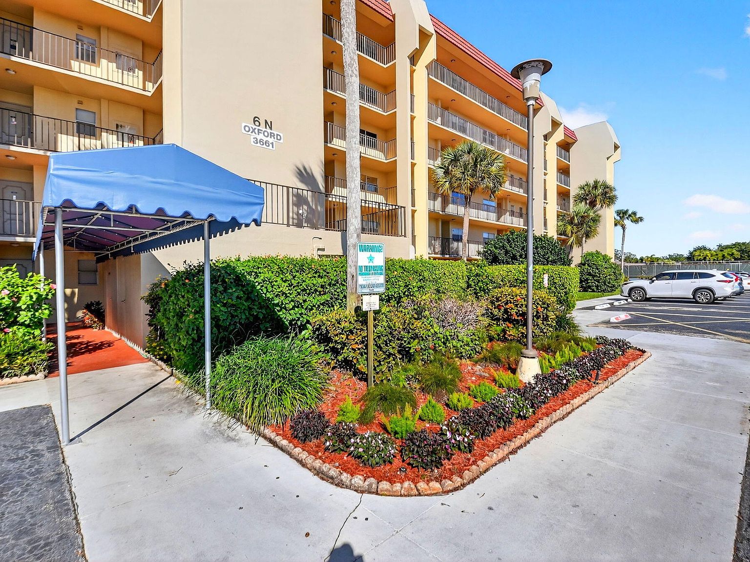 3661 Via Poinciana #410
