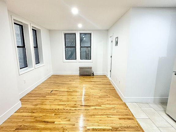 2nd image of 57 Herkimer St APT 206