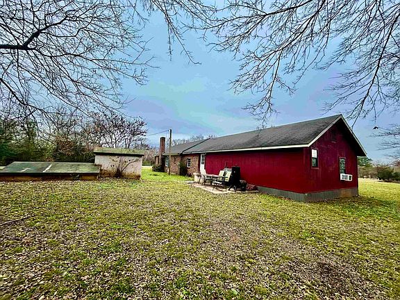 3rd image of 3183 Highway 195 N