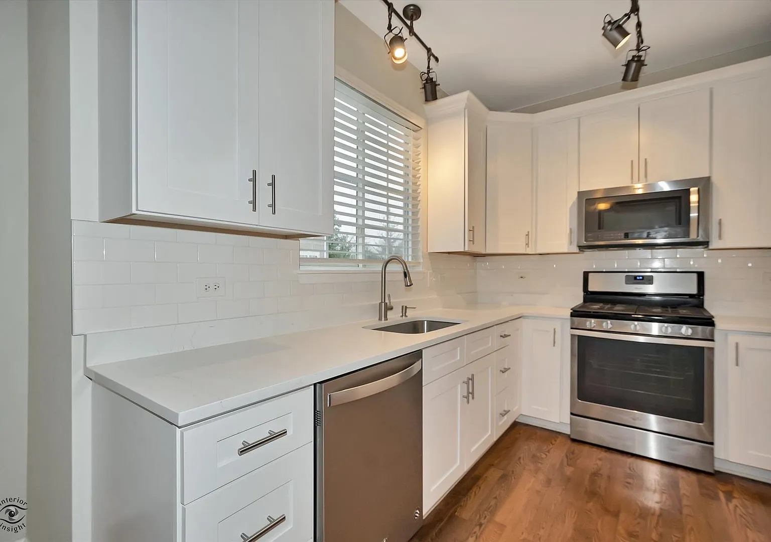 3 bed, 2.5 bath, 1546 sqft, $2,800 — Photo 2