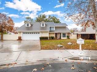 3888 Middleton Pl, Riverside, CA 92505