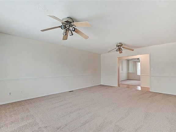 4th image of 6406 Park Central Way