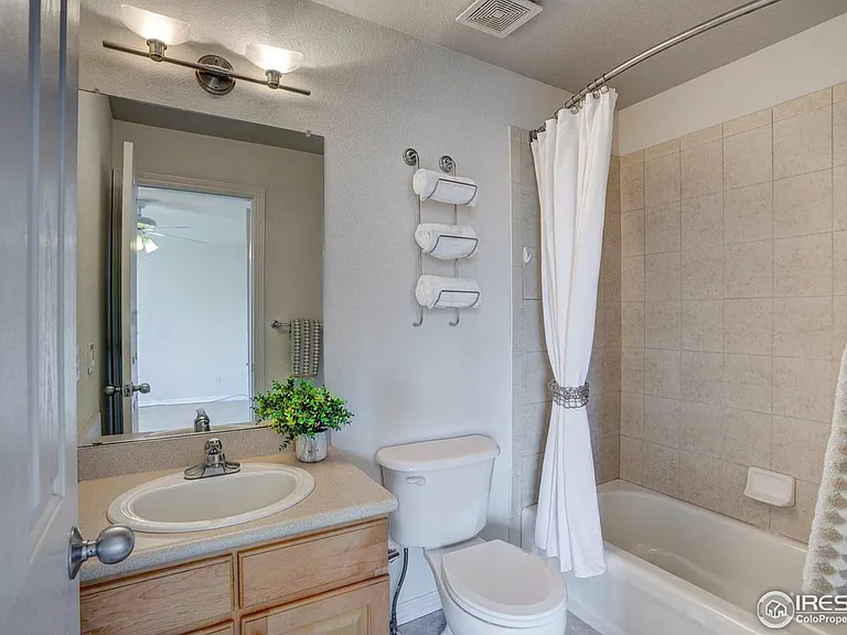 1001 Laramie Blvd #D — Photo 21