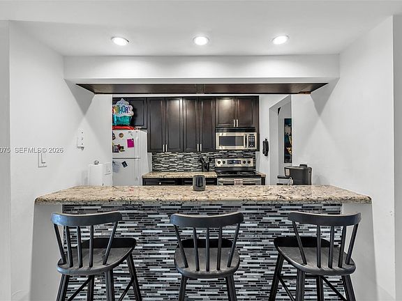 5th image of 10772 La Placida Dr #7203