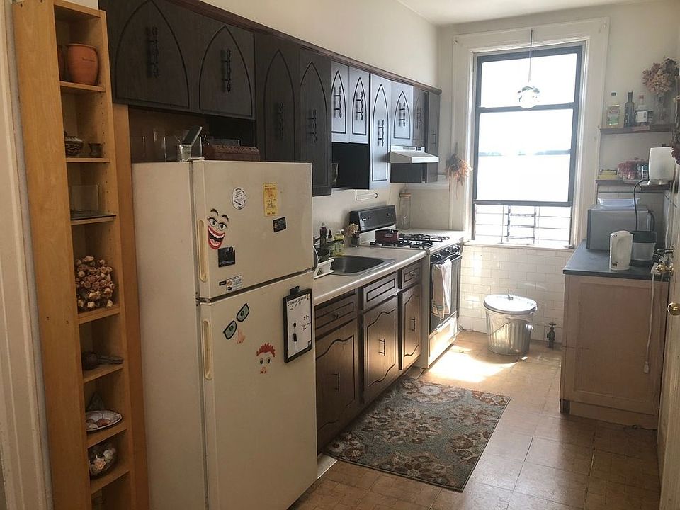 1st image of 28-19 35th St #2