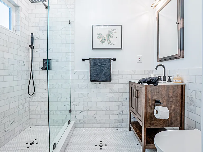 MASTER 3/4 BATH