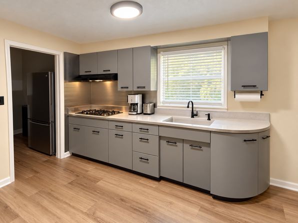 645 Charles St #1