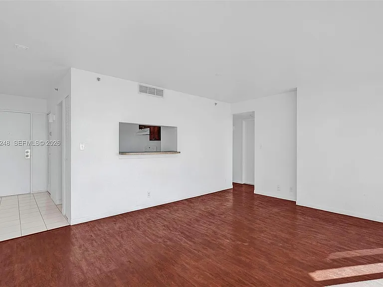 7601 E Treasure Dr #2205 — Photo 6