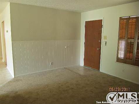 3rd image of 4235 Parkwood Dr