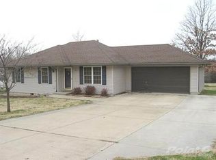 4529 Pleasant Hill Rd, Seymour, MO 65746