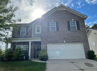 3703 Wiegon Ln, Charlotte, NC 28216