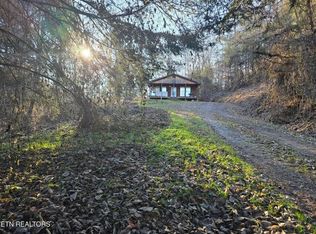 4060 Tazewell Hwy, Sneedville, TN 37869